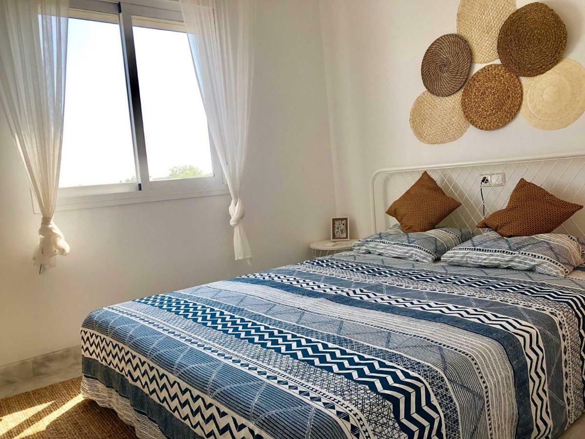 Bright Apartment 300M From The Beach Sitio de Calahonda Exterior foto